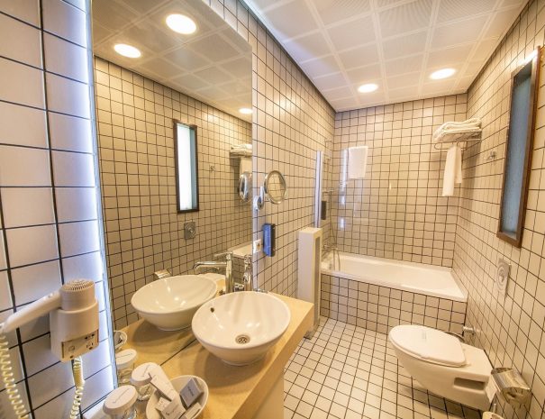 Odalar, Banyo